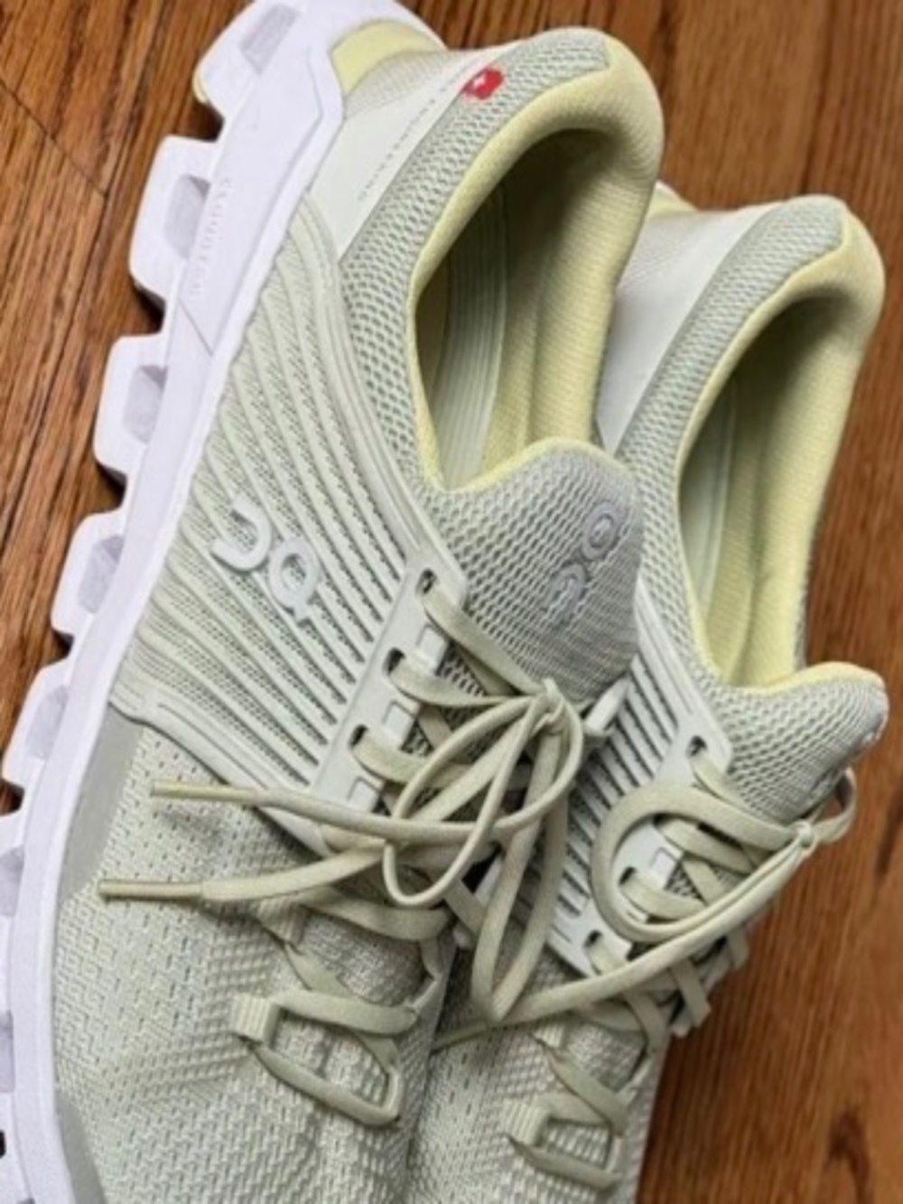 On Running Women’s Green Sneakers